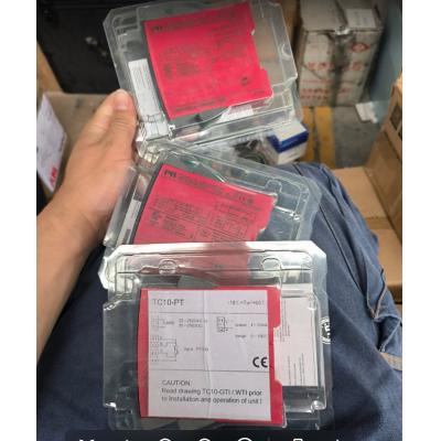 PR 温度变送器TC10-PT 蓝箱内