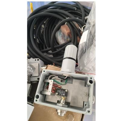 QUALITROL 压力释放阀顶部接线盒SWT-691-1 长方形 插拔式 单接点 （航空插））